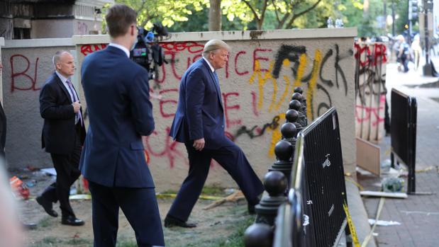 Trump se dirige a un EE.UU. sumido en el caos: «Soy el presidente de la ley y el orden»