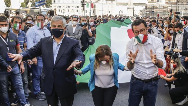 Italia celebra desunida su fiesta nacional en un clima de pesimismo por la crisis