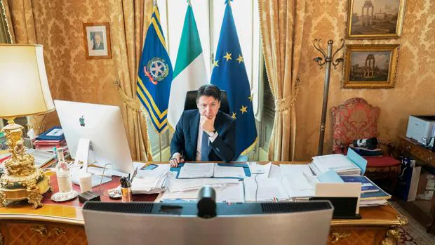 Conte anuncia la entrada de Italia en la fase 3, con un plan de reformas para reconstruir el país