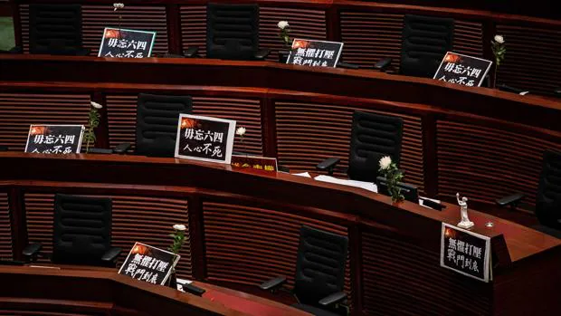 El Parlamento de Hong Kong aprueba la ley que blinda el himno chino en un nuevo pleno polémico