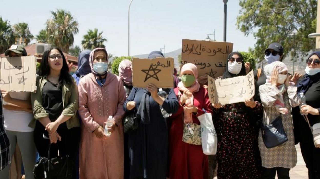 Mujeres marroquíes atrapadas en Melilla protestan para que se les permita volver a su país