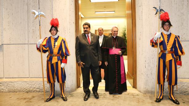 Maduro y sus fracturadas relaciones con la Iglesia