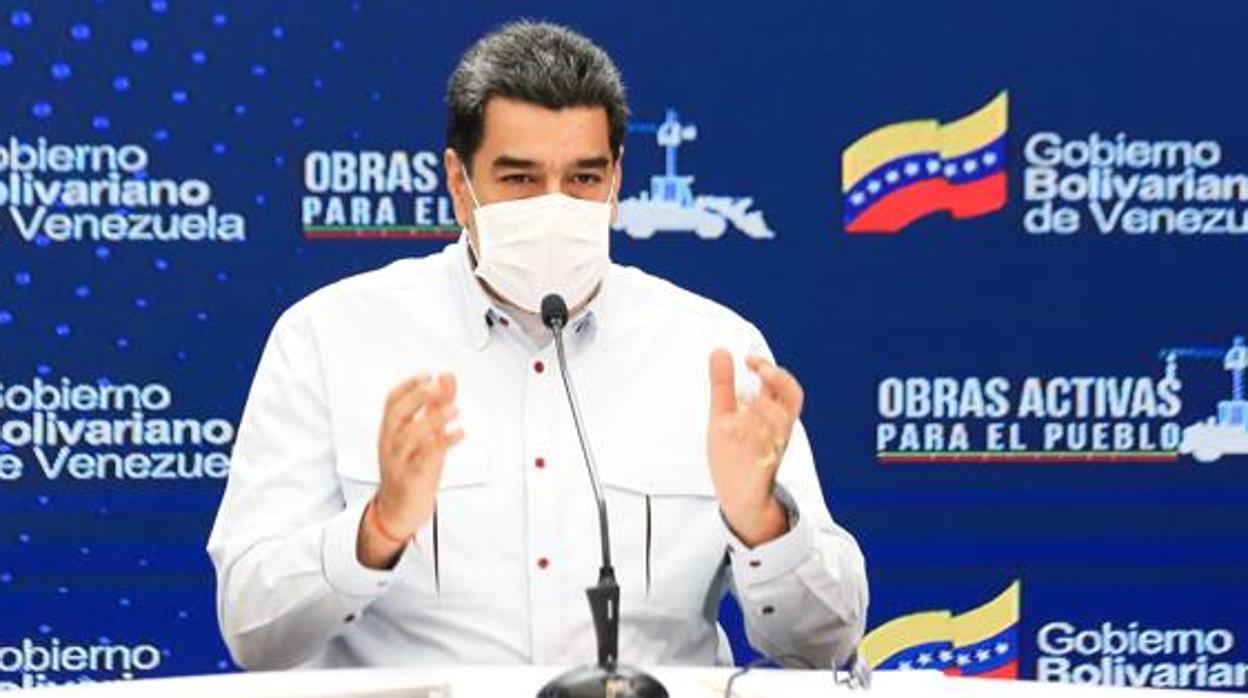 El presidente venezolano Nicolás Maduro hablando durante un programa de televisión en Caracas