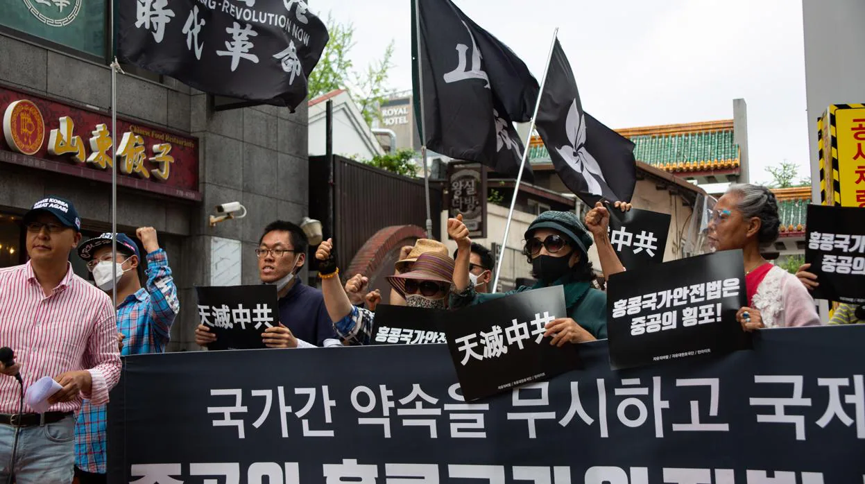 Surcoreanos protestan en apoyo de las manifestaciones de Hong Kong contra la Ley de Seguridad Nacional