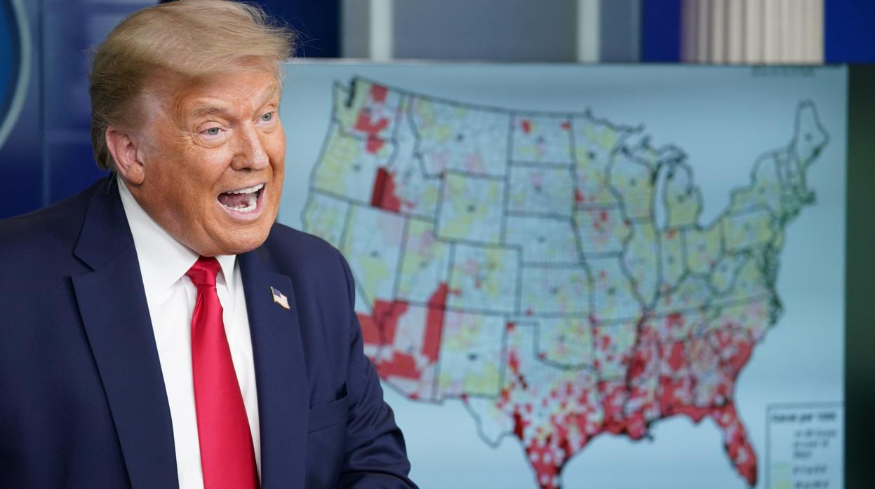 Donald Trump, el jueves durante una rueda de prensa sobre la crisis sanitaria en la Casa Blanca