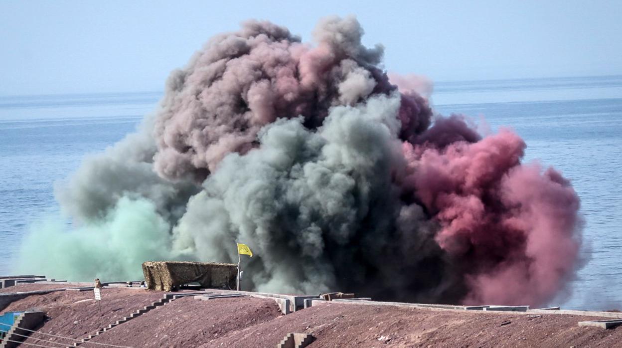 Una explosión durante los ejercicios militares celebrados por Irán