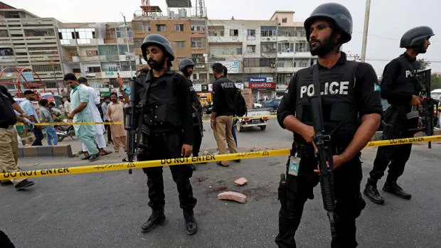 Un ataque con granada contra los participantes de una manifestación deja cerca de 40 heridos en Pakistán