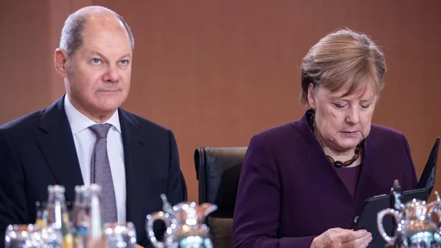 Los socialdemócratas alemanes eligen al ministro de Finanzas como candidato a la cancillería en 2021