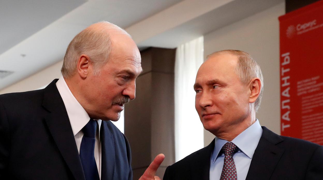 Putin con el presidente de Bielorrusia, Alexandr Lukashenko