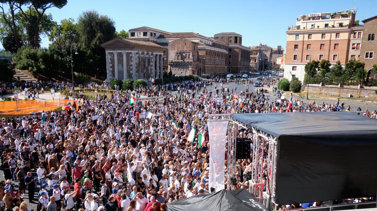 Concentración de negacionistas este sábado en Roma