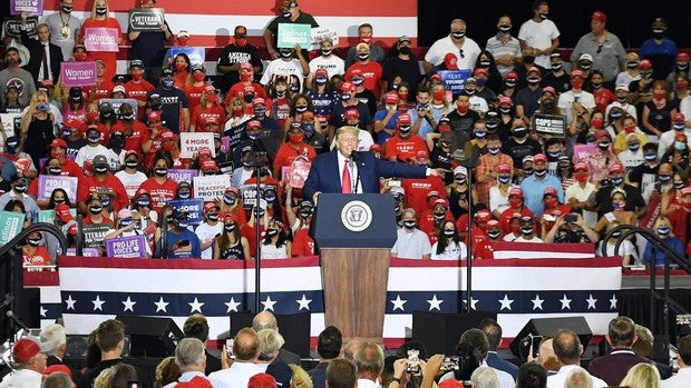Trump celebra un mitin a puerta cerrada en Nevada violando así las normas del estado para frenar la pandemia