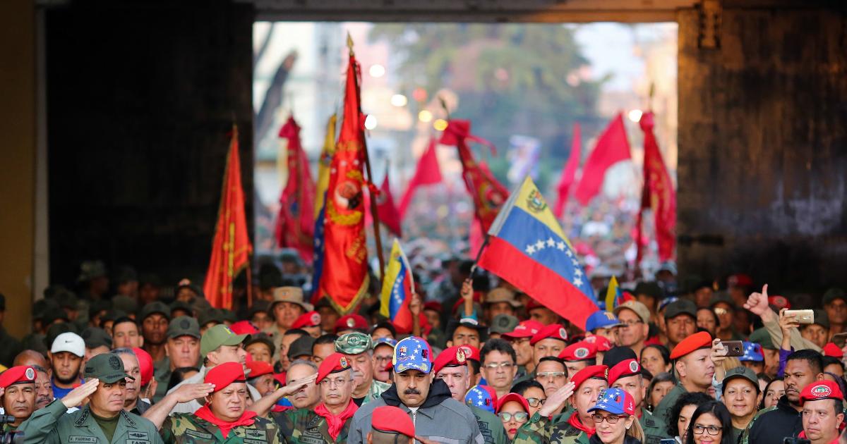 Maduro quiere que los militares vayan a buscar a los votantes a sus viviendas el día de las elecciones