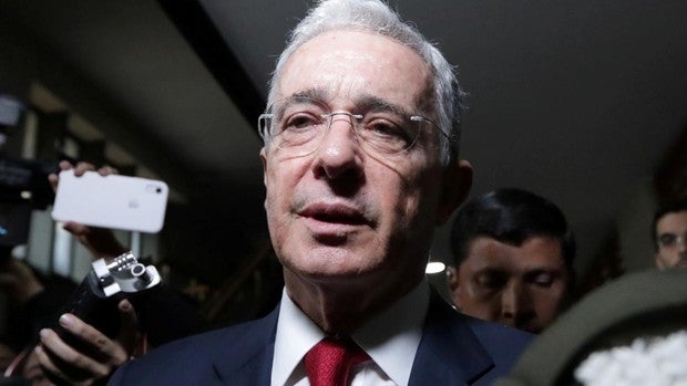 Libertad aplazada, ¿sentencia anunciada sobre Uribe?