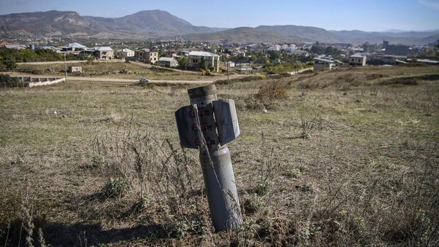 Decenas de muertos durante la tregua que nunca existió entre Armenia y Azerbaiyán