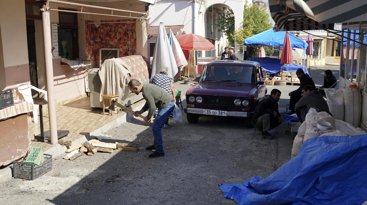 Mercado de Stepanakert, cerrado por la guerra