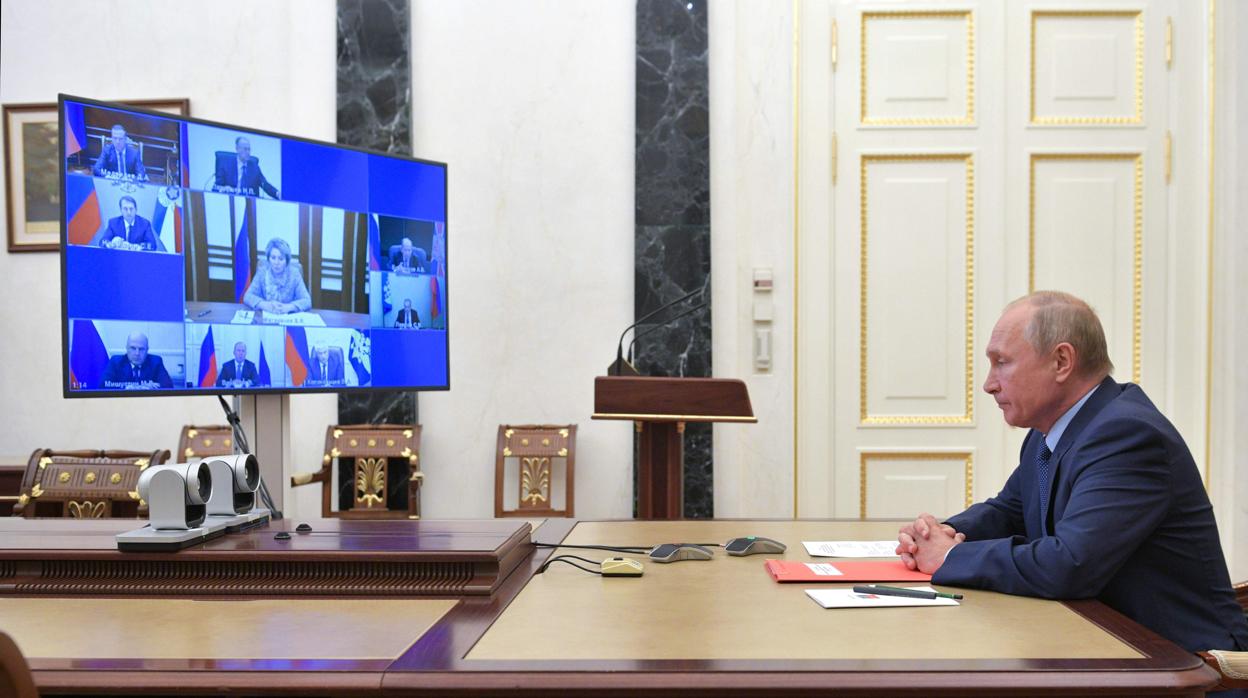 Putin, en una videoconferencia con el Consejo de Seguridad ruso