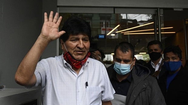 El expresidente boliviano Evo Morales deja Argentina rumbo a Venezuela