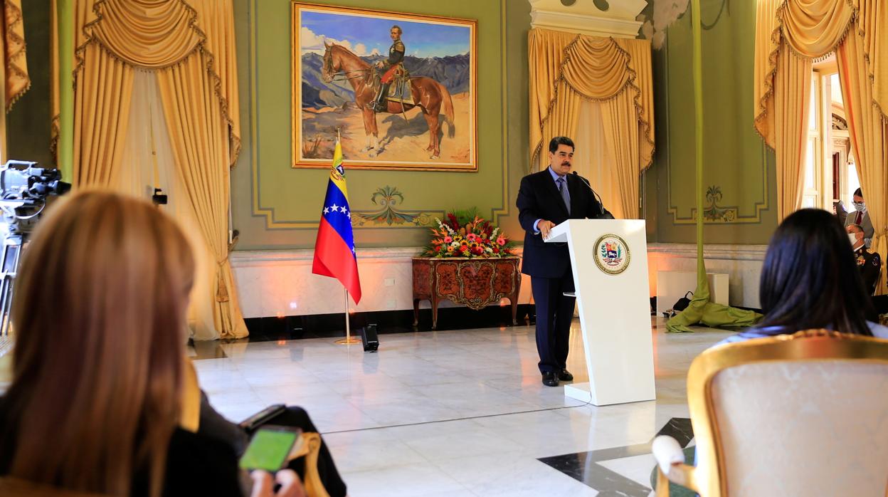 Maduro, en una rueda de prensa en su residencia de Miraflores