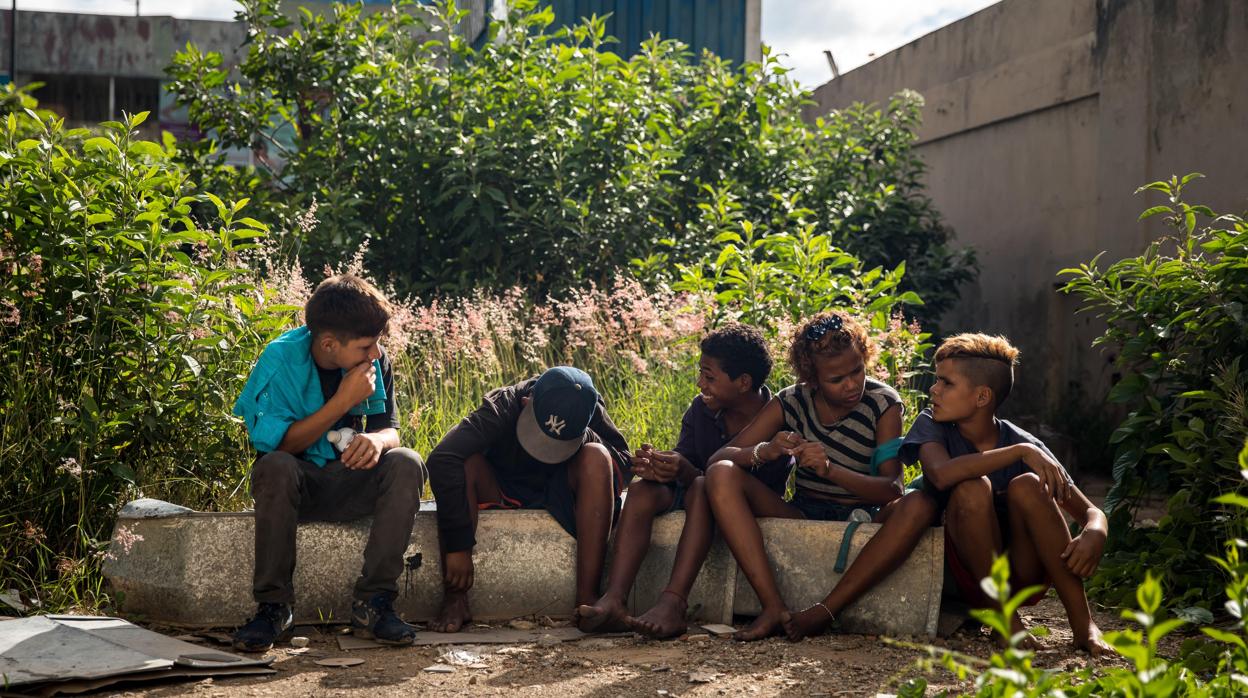 Un grupo de niños en Caracas