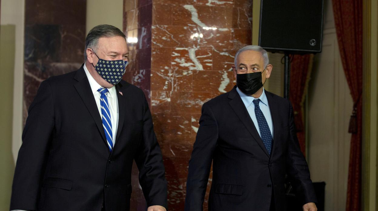 Mike Pompeo y Benjamin Netanyahu en Jerusalén