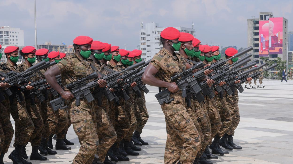 Desfile militar del ejército etíope