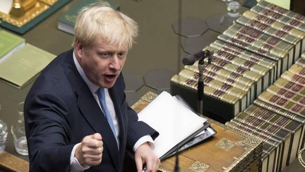 Johnson obliga a los Comunes a hacer horas extra para aprobar un pacto pos-Brexit