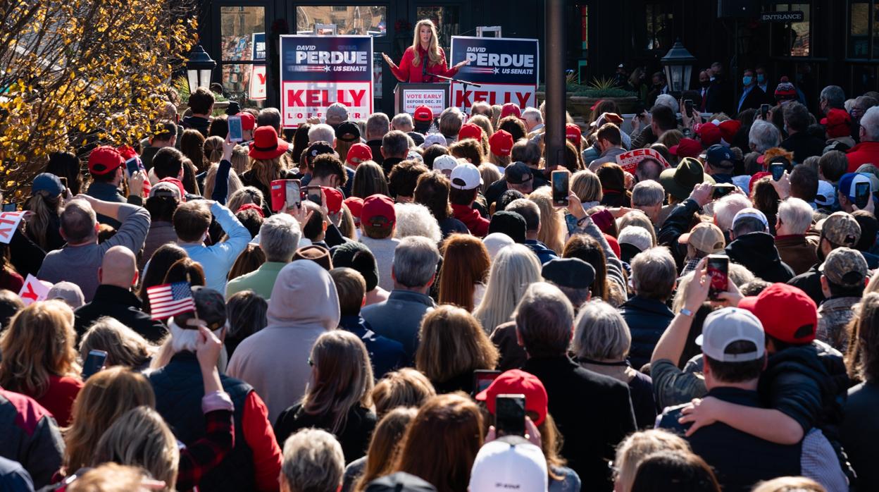 Ivanka Trump en un mitin en Georgia en apoyo de los candidatos republicanos