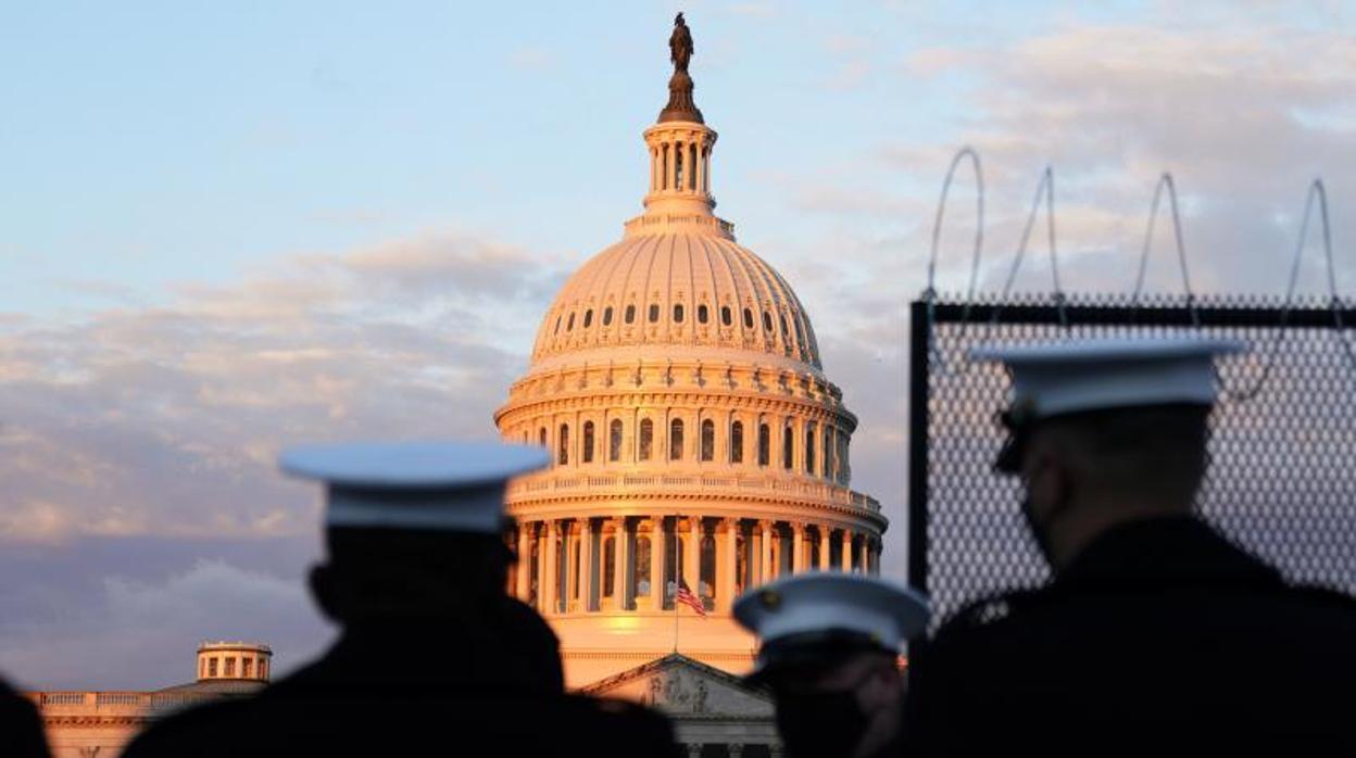 Ensayo de la ceremonia de investidura de Joe Biden en Washington, con el Capitolio al fondo