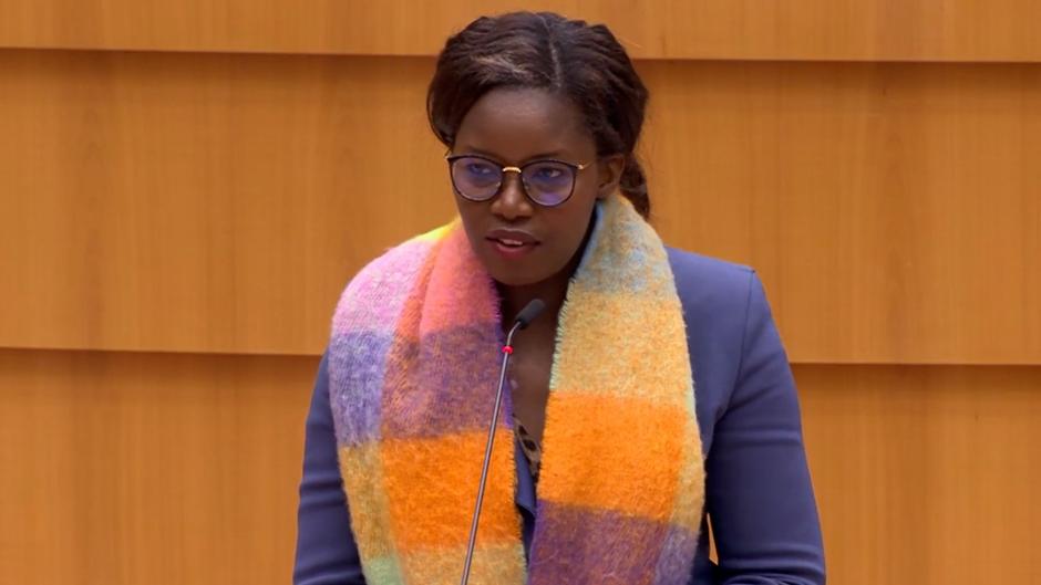 Una eurodiputada, a Borrell: «¿Dónde están los cojones de la Unión Europea?»