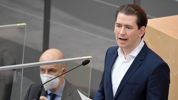 Austria pide al Consejo Europeo un pasaporte de vacunas