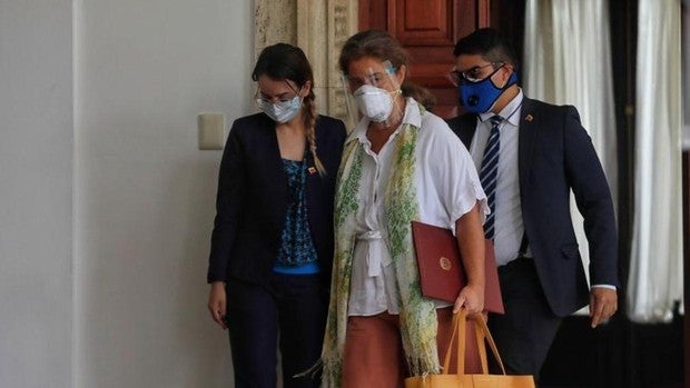 La embajadora de la UE se despide con un «Te quiero, Venezuela» tras ser expulsada por Maduro