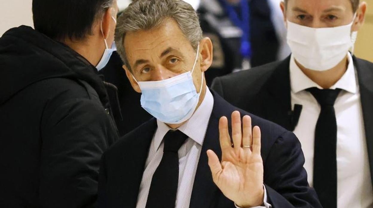 Nicolas Sarkozy, en el tribunal para escuchar su sentencia