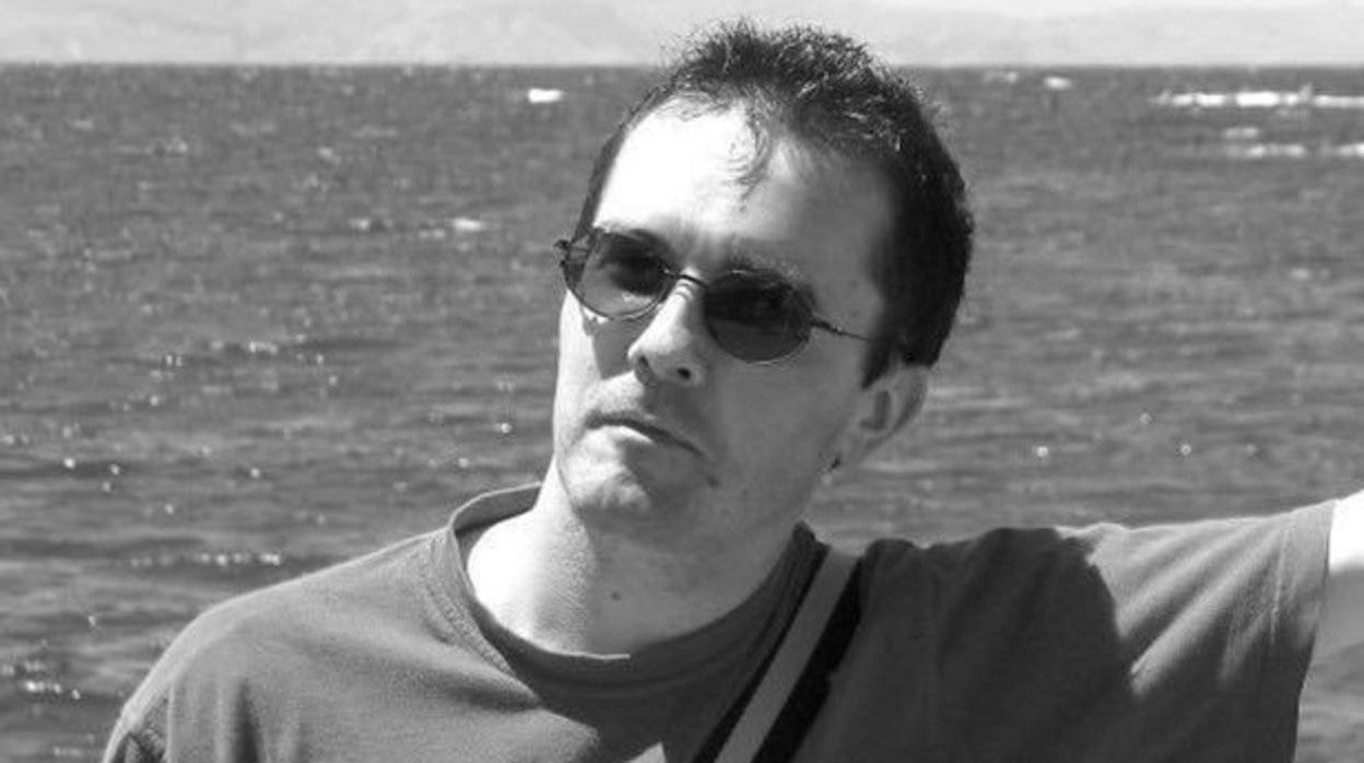 Samuel Paty, profesor de Geografía e Historia de 47 años, fue decapitado por, supuestamente haber mostrado caricaturas de Mahoma en clase