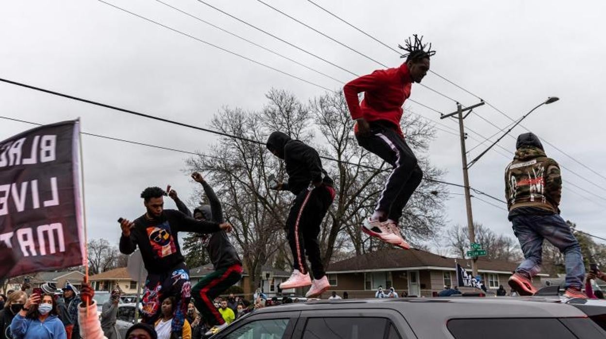 Protestas por la muerte de Daunte Wright