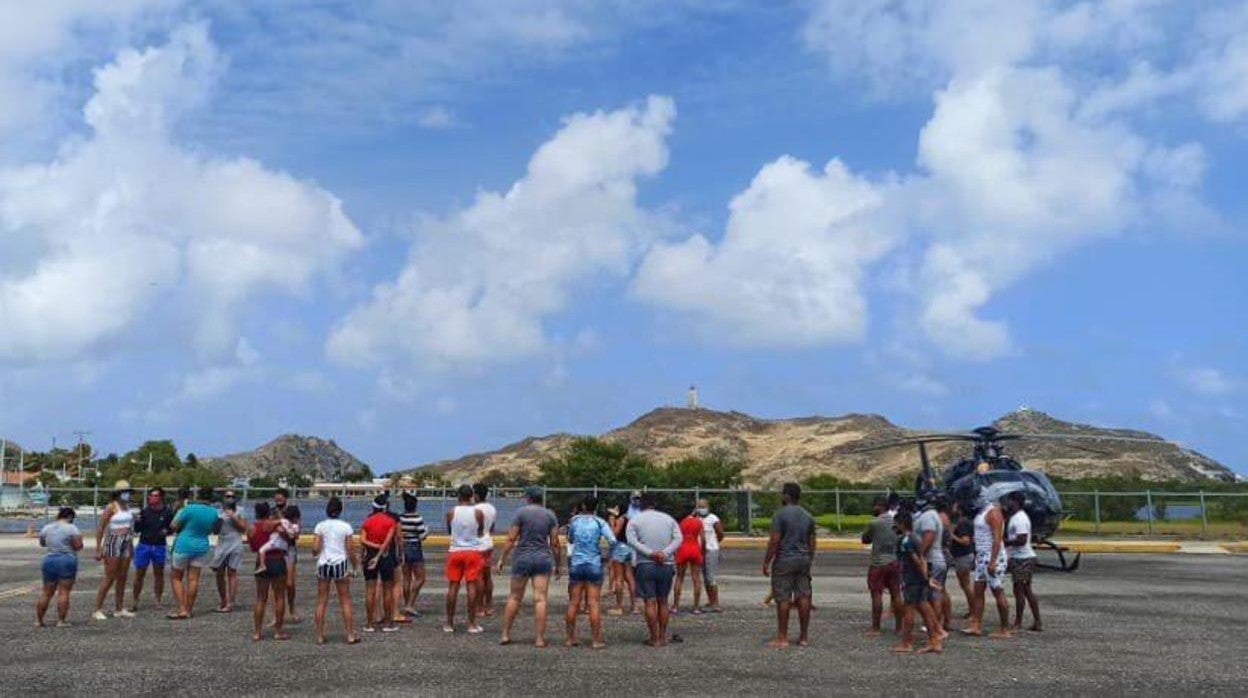 El helicóptero de Raúl Gorrín aterriza en Los Roques