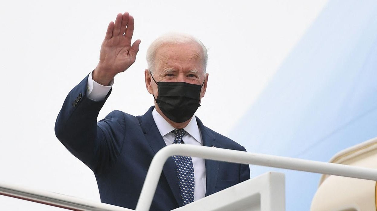 Biden a punto de embarcar el avión presidencial en Maryland