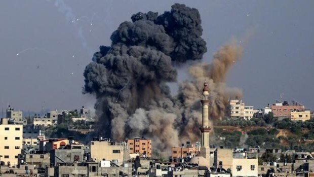 Israel intensifica el bombardeo de Gaza tras una noche de cohetes lanzados por Hamás