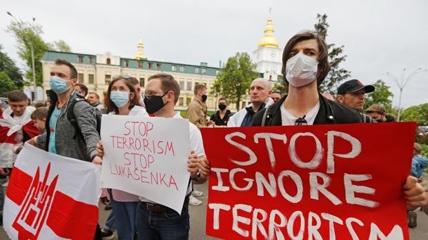 Polonia y Alemania acusan a Bielorrusia de «terrorismo de Estado»