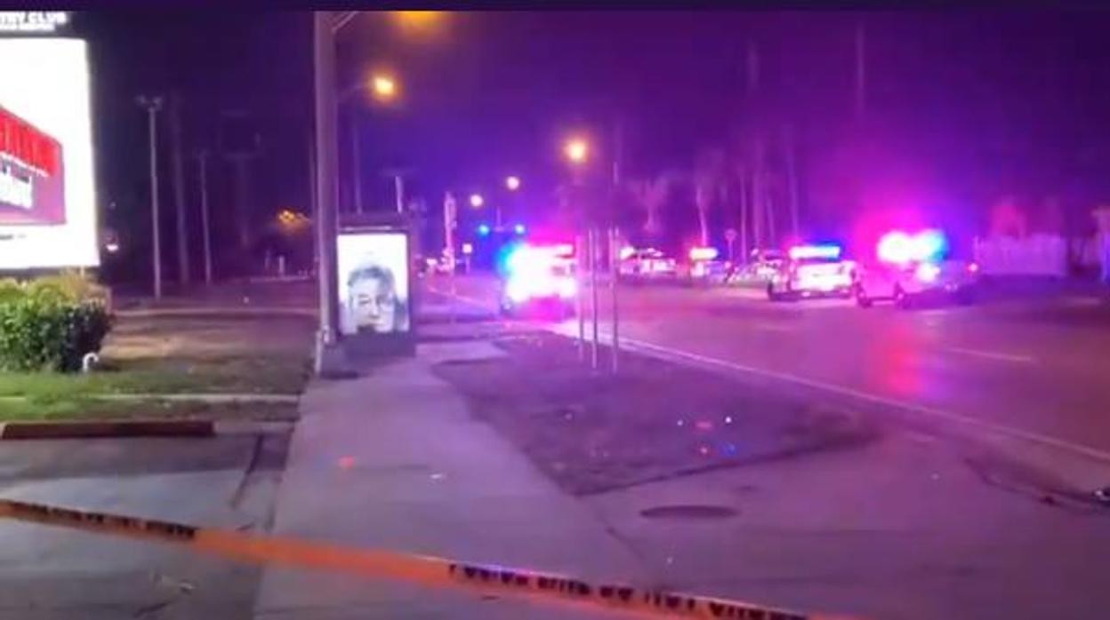Al menos dos muertos y 25 heridos por un tiroteo contra los asistentes a un concierto en Miami