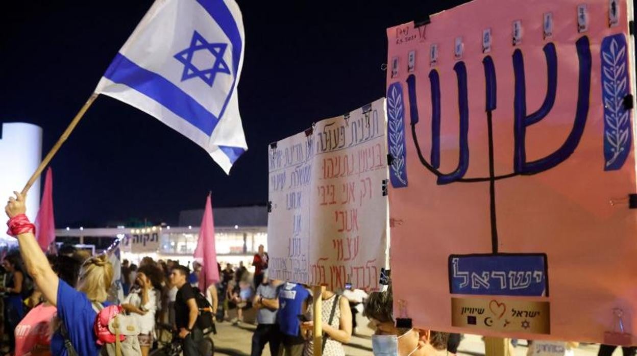 Manifestación en favor del movimiento opositor a Netanyahu en Tel Aviv