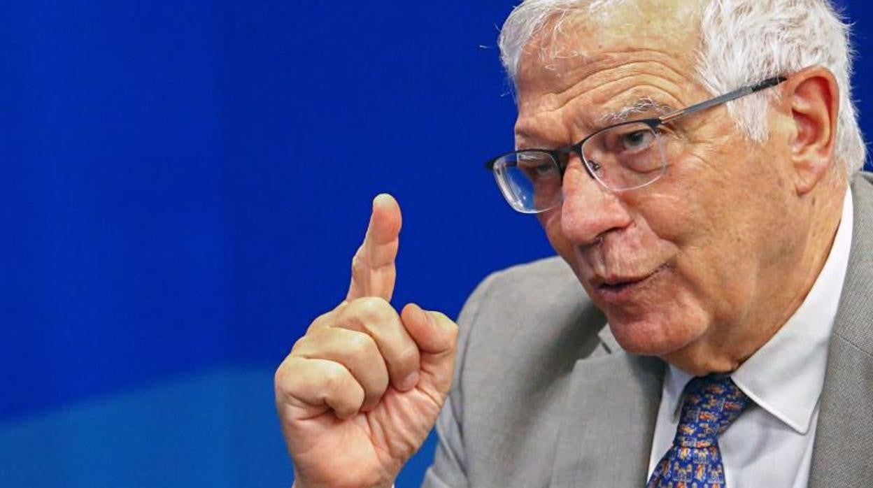 El jefe de la diplomacia de la UE, Josep Borrell, durante una entrevista en Yakarta