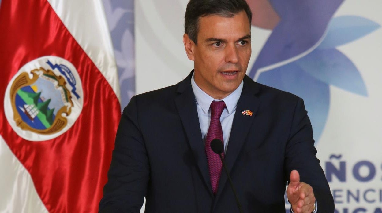 El presidente Pedro Sánchez, durante su rueda de prensa en Costa Rica este viernes