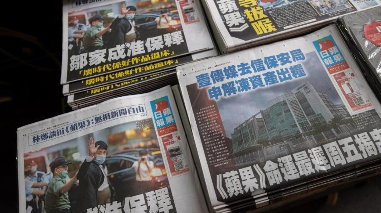 El periódico 'Apple Daily' en venta en Hong Kong