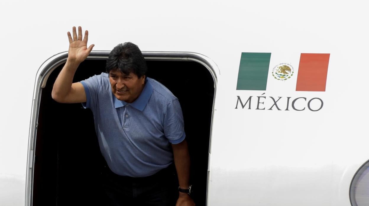 Evo Morales llega a México en 2019 tras dimitir como presidente y salir de Bolivia