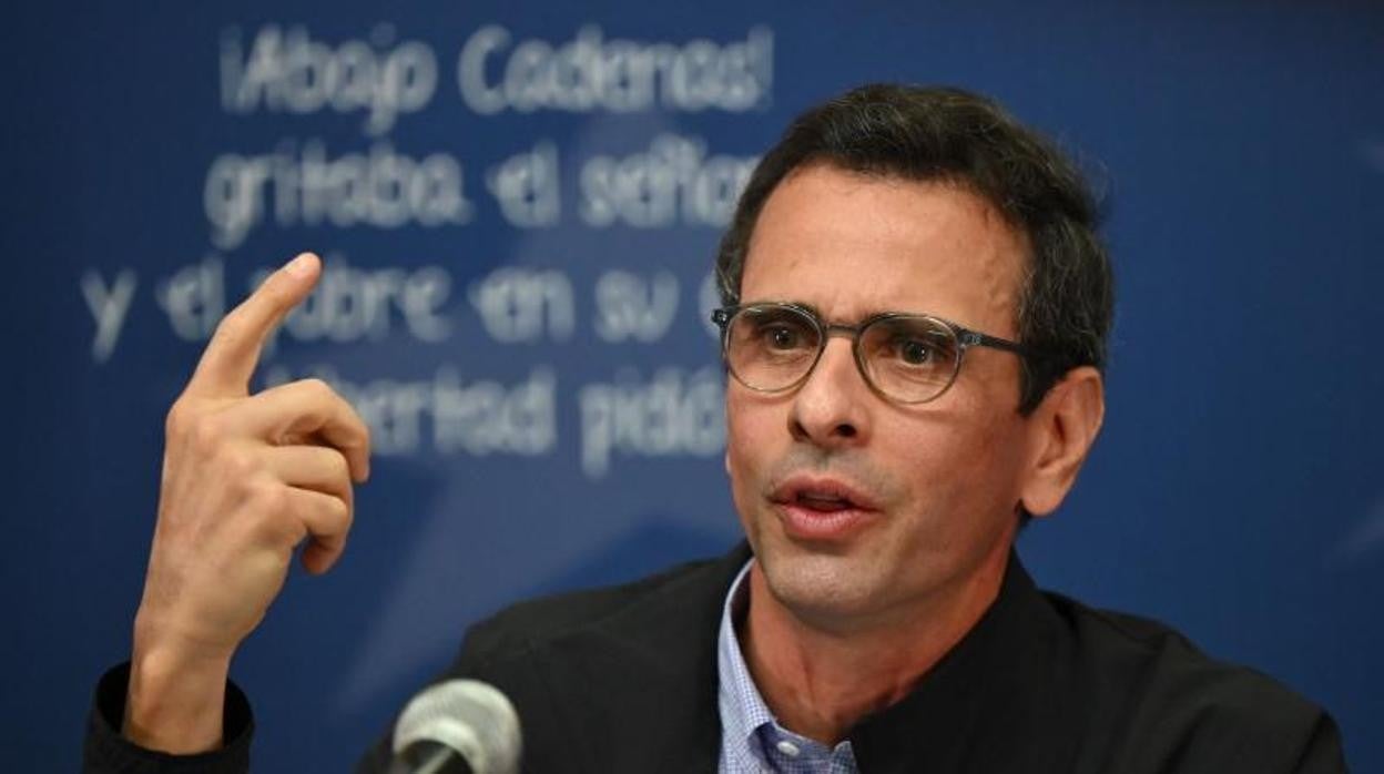 El líder opositor venezolano, Henrique Capriles Radonski, durante una conferencia de prensa en Caracas