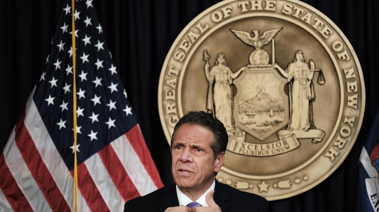 Cuomo se libra del ‘impeachment’ tras su dimisión