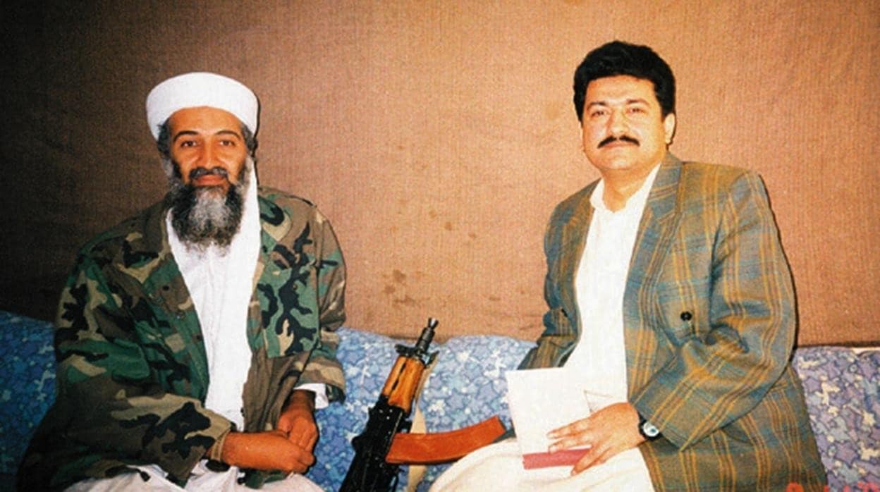 Hamid Mir, en una de sus entrevistas con Osama Bin Laden