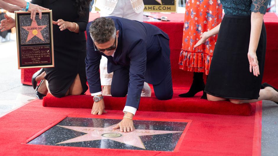 Alejandro Sanz ya tiene su estrella en el Paseo de la Fama