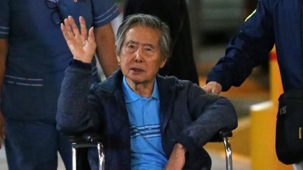 El expresidente peruano Alberto Fujimori, hospitalizado por problemas respiratorios