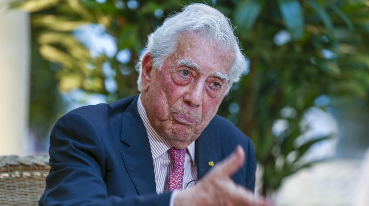 Vargas Llosa gestionó sus derechos de autor a través de una sociedad offshore, según los Papeles de Pandora